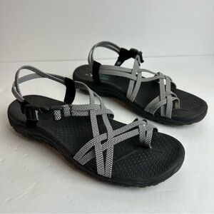 Skechers Reggae Irie Mon Sandals Women's size 10 Shoes Strappy Buckle Waterproof